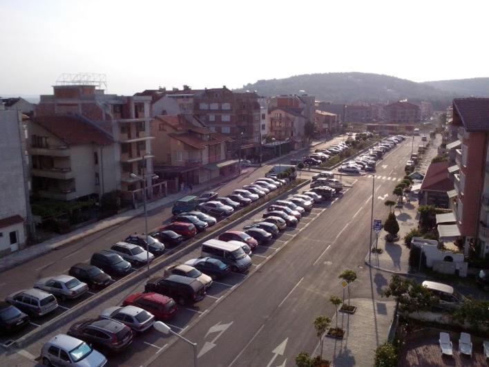 Alba Family Club Hotel Primorsko Ngoại thất bức ảnh