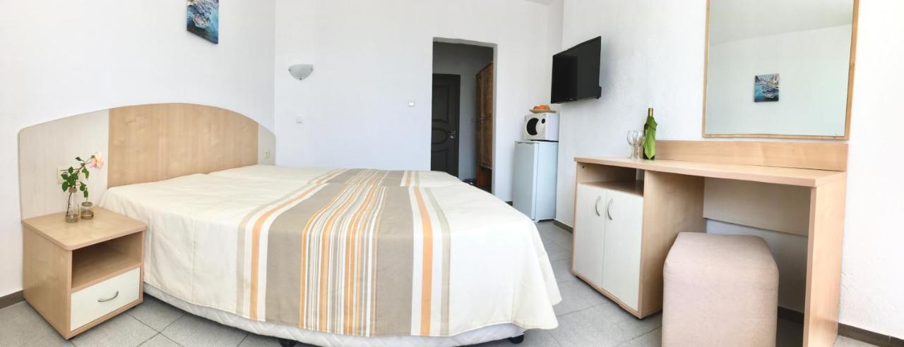 Alba Family Club Hotel Primorsko Ngoại thất bức ảnh