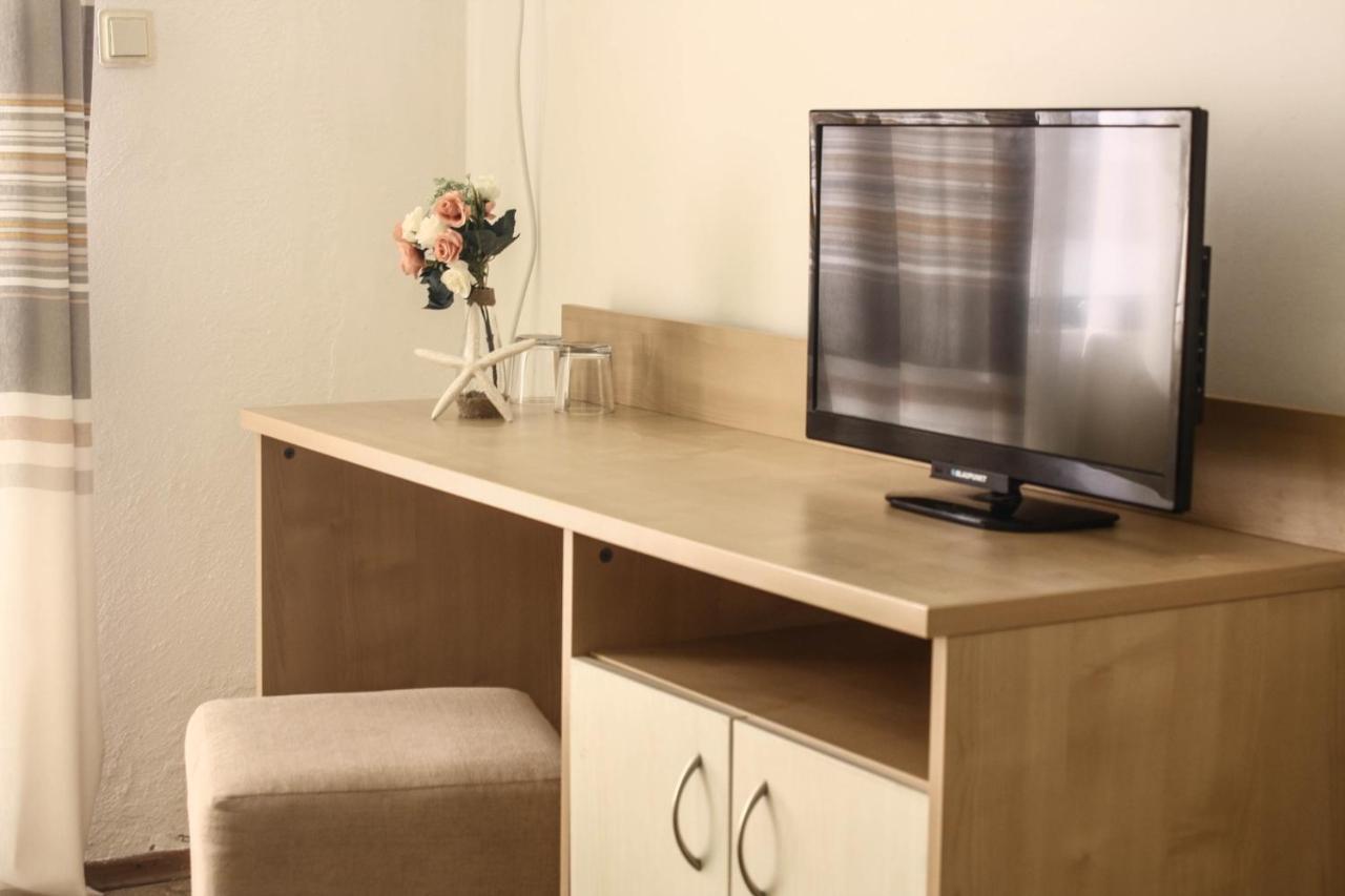 Alba Family Club Hotel Primorsko Ngoại thất bức ảnh