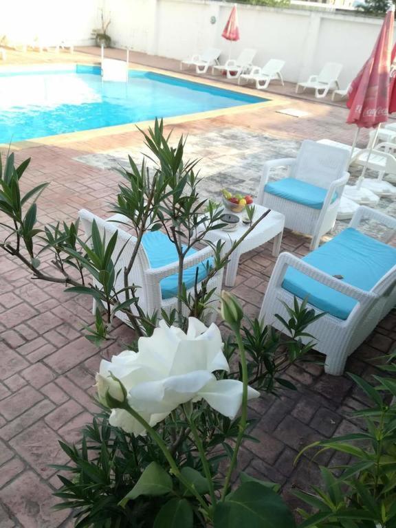 Alba Family Club Hotel Primorsko Ngoại thất bức ảnh